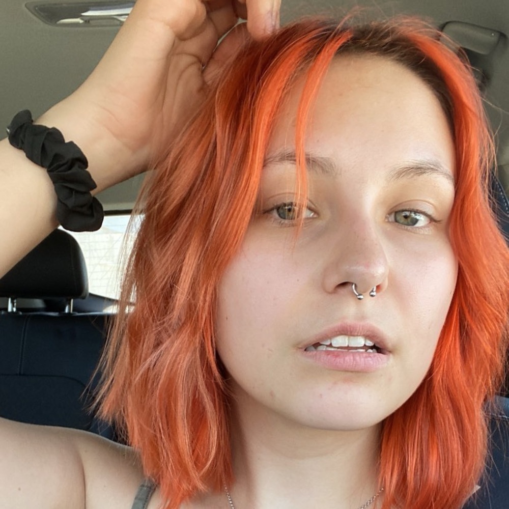 Meet your Posher, Emily